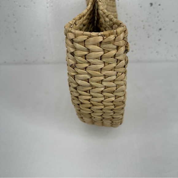 Unbranded Floral Embroidered Straw Handbag Purse - Picture 6 of 15